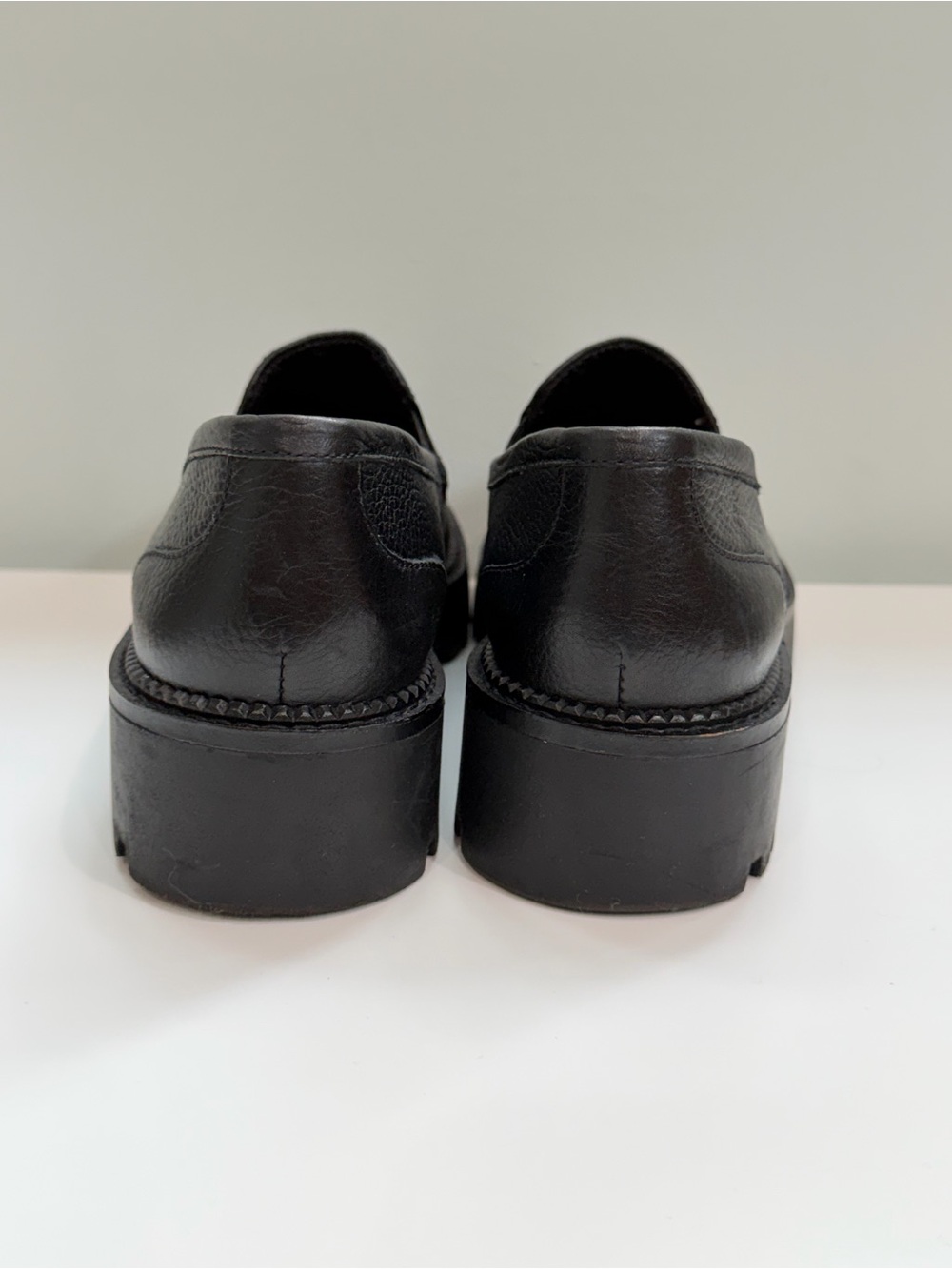 Caslon Black Leather Loafers Womens 8 Chunky Lug Sole Platform Water Resistant - Picture 6 of 12
